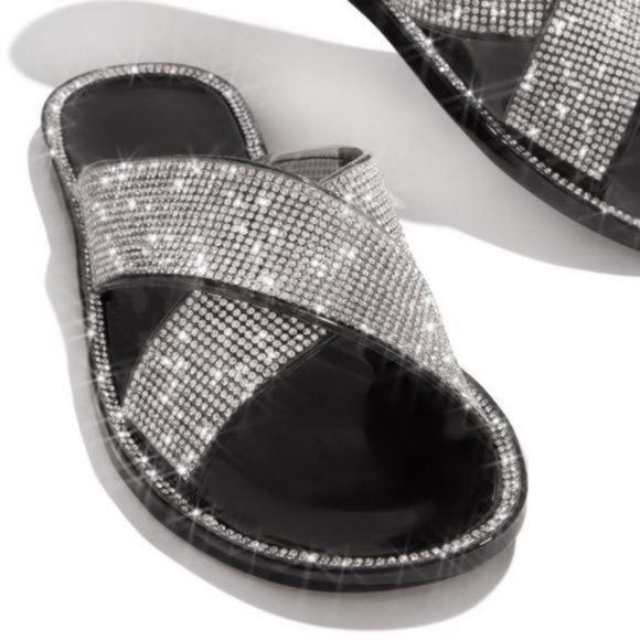 !! NEW !! Embellished Criss Cross Jelly Slides in Nude - Picture 6 of 7